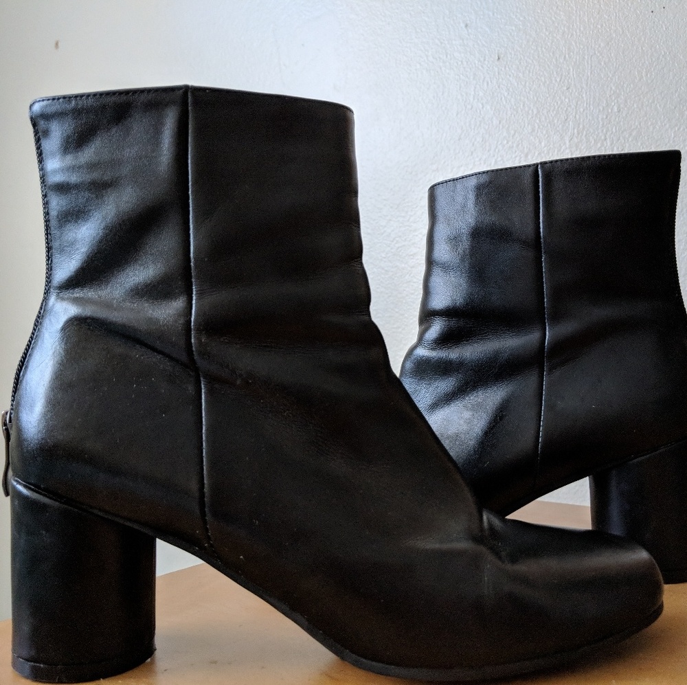 💋Lovely Retro Black Leather Booties💋